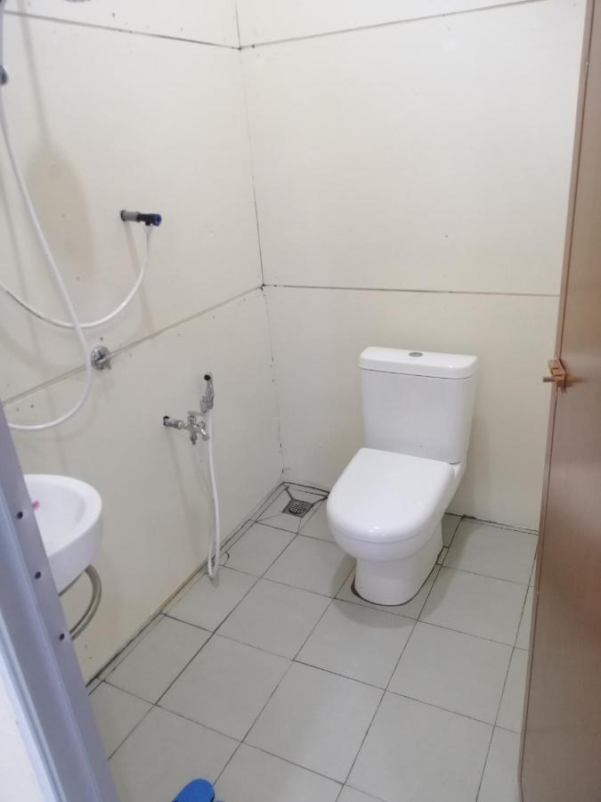 Teratak Sherra Roomstay Macang Exterior photo